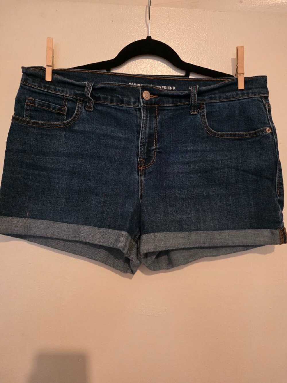OLD NAVY boyfriend shorts, rolled cuff, s12
